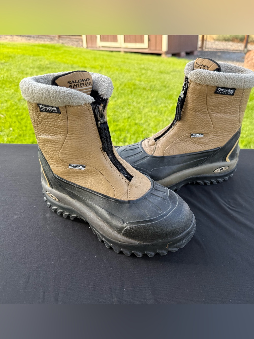 Salomon Women’s Winter 7.5 Winter Gear Boots Vintage Water Resistant Snow Boots.